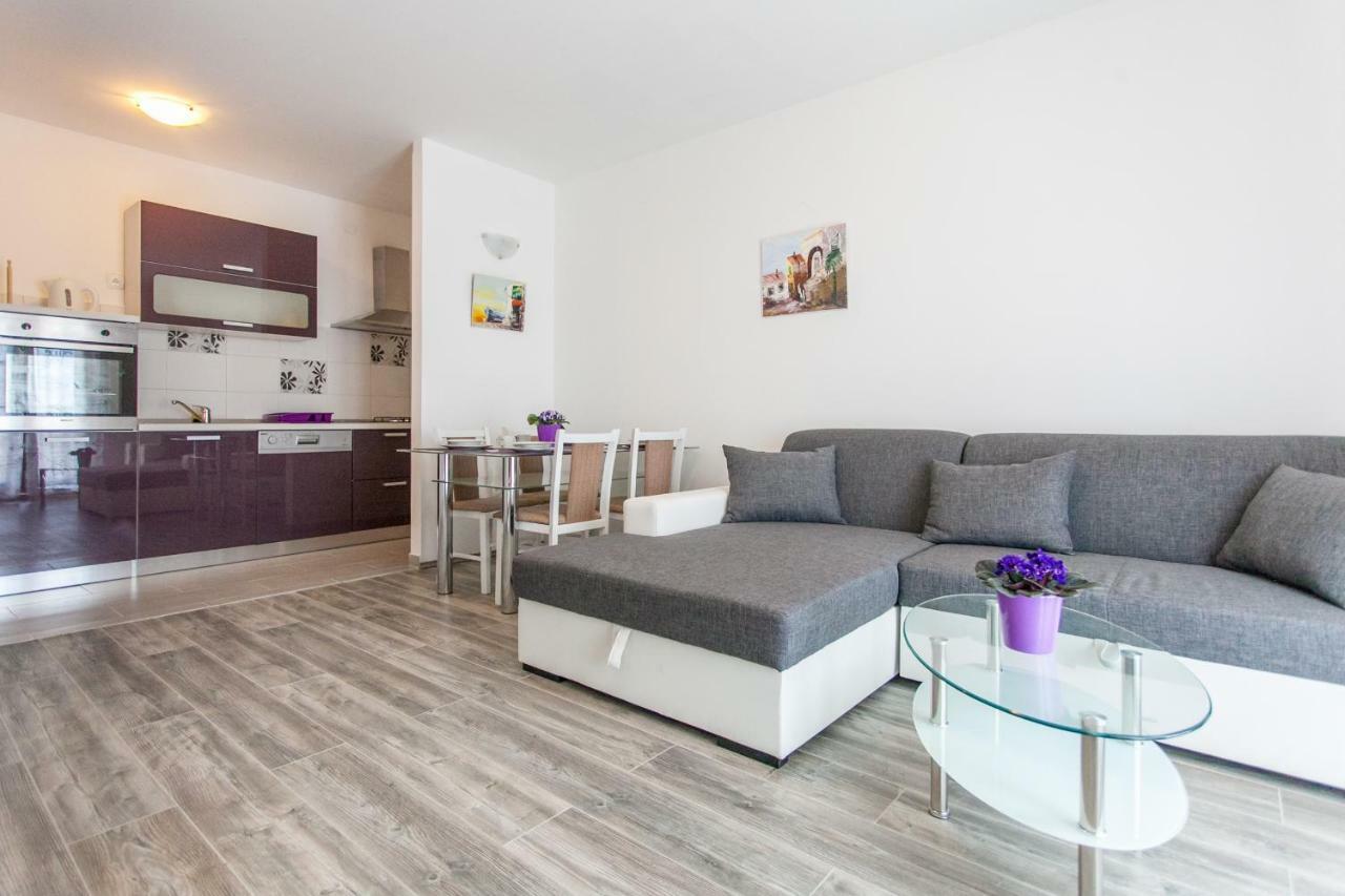 Apartman Miami Podstrana Phòng bức ảnh