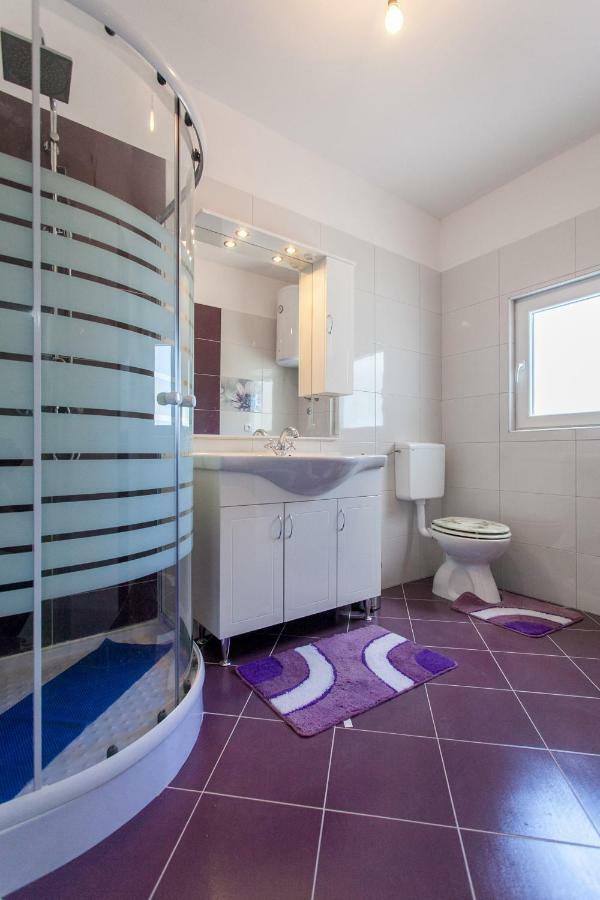Apartman Miami Podstrana Phòng bức ảnh